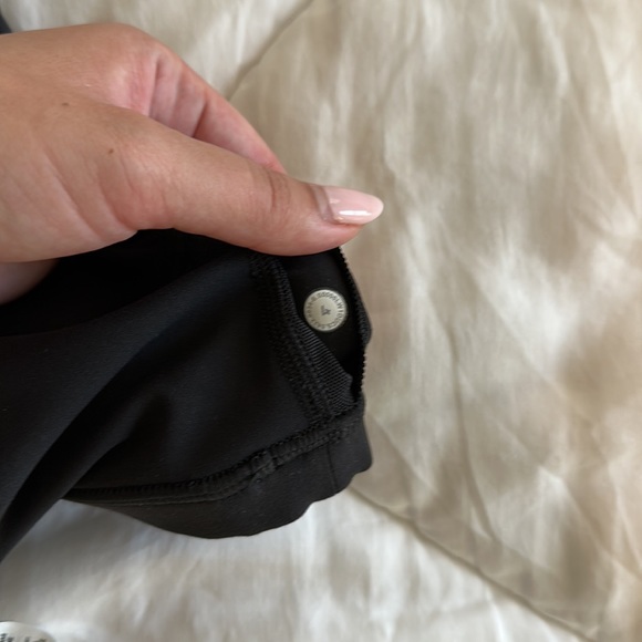 NWT Lululemon Align Waist-Length Tank - Picture 3 of 6